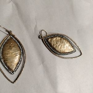 Woman's Fashion Earrings